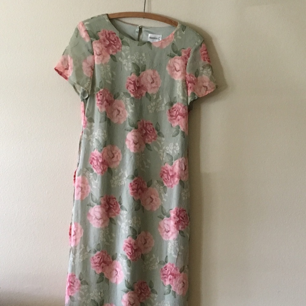 Summer dress, gently worn.